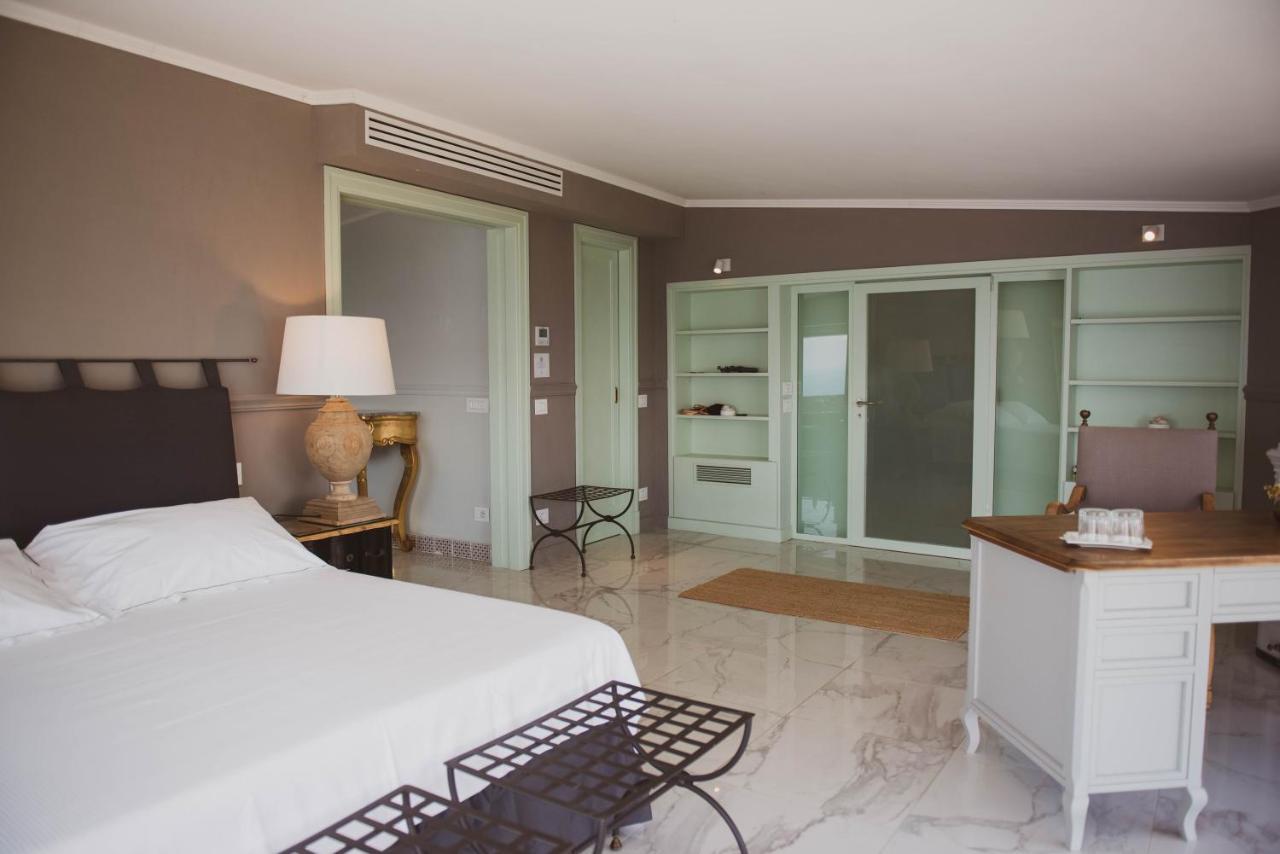 La Librata Boutique Hotel Terracina Dış mekan fotoğraf