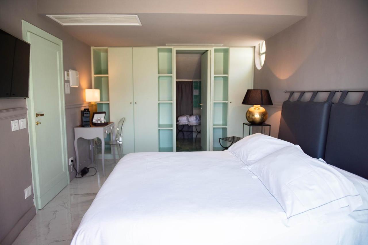 La Librata Boutique Hotel Terracina Dış mekan fotoğraf
